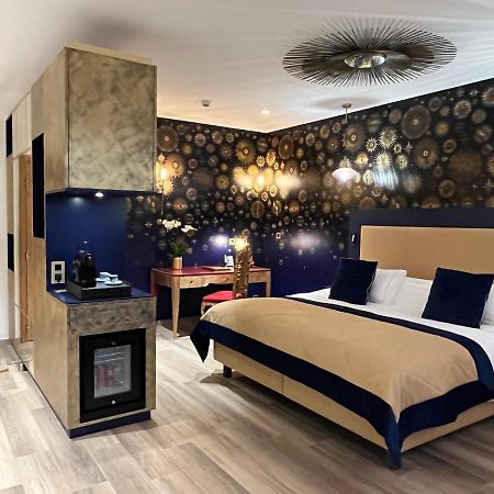 Hotel Du Domaine De La Grange De Conde Eksteriør billede